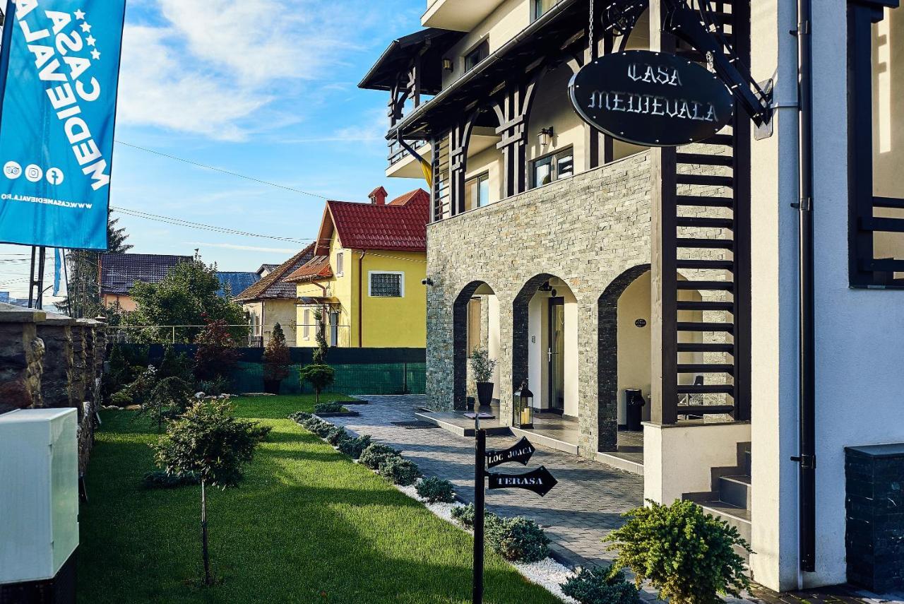 Boutique Hotel Casa Medievala Curtea De Arges Exterior photo