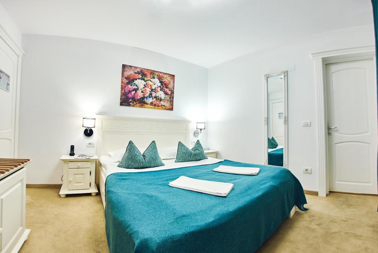 Boutique Hotel Casa Medievala Curtea De Arges Exterior photo