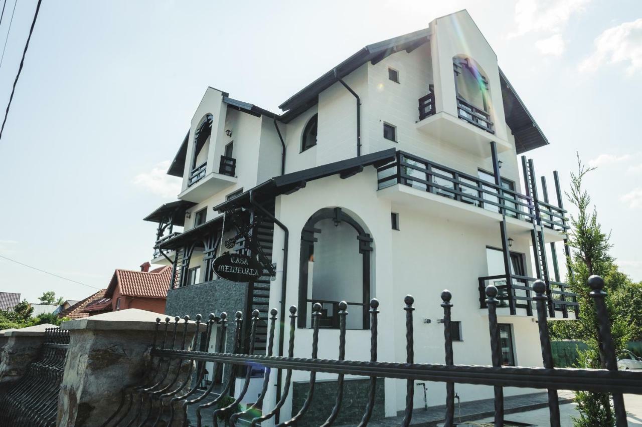 Boutique Hotel Casa Medievala Curtea De Arges Exterior photo