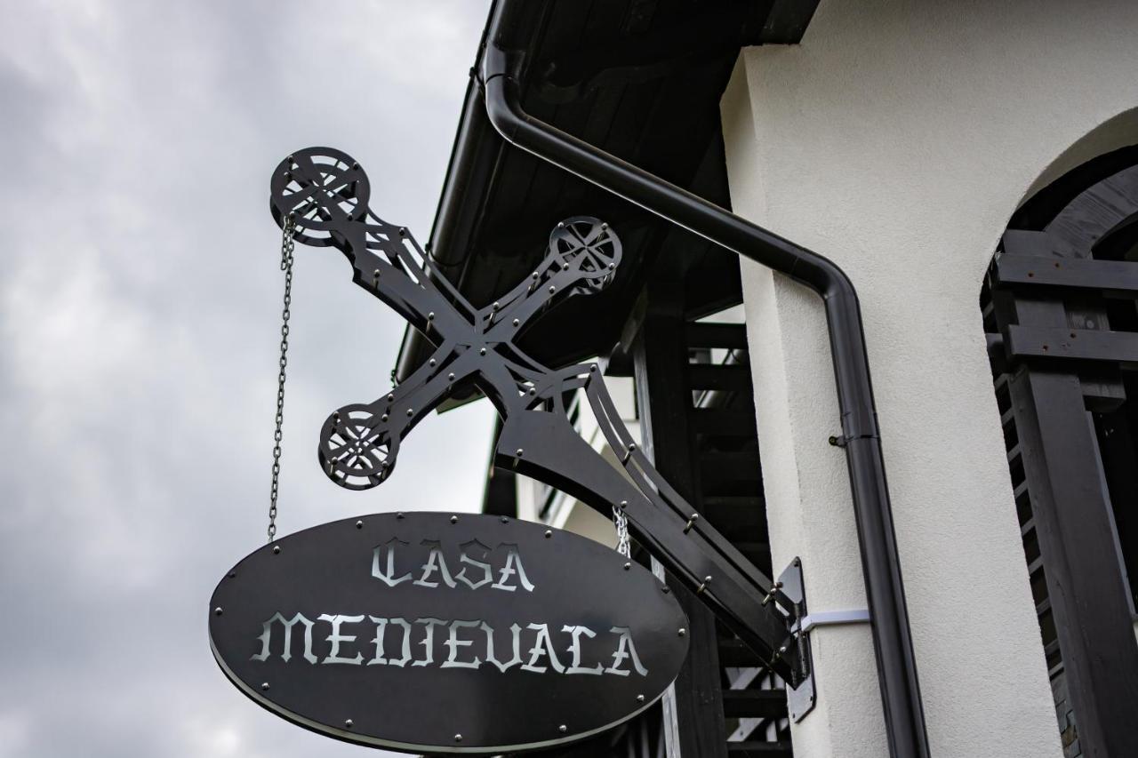 Boutique Hotel Casa Medievala Curtea De Arges Exterior photo